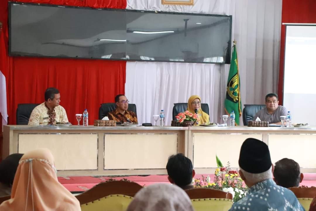 Sekda Pimpin Rakor Menuju Pencapaian Predikat KLA 2023 Kabupaten Sukabumi