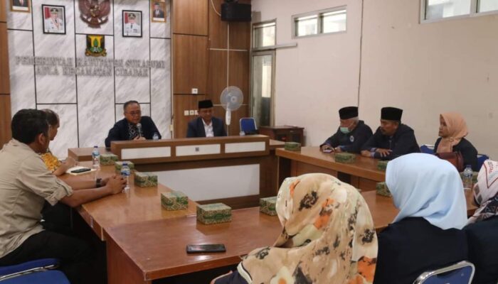 Menjalin Sinergi, Wakil Bupati Sukabumi Terima Audiensi FKPQ di Cibadak