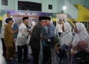 Sekda Lepas 30 Jemaah Calon Haji, Kloter 70 di Pusbangdai Cikembar