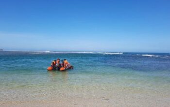 Pantai pasir putih sukabumi