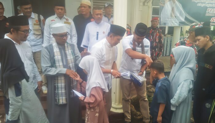 Wujud Rasa Syukur, Kehadiran Ustaz Oyag di Sekretariat Satria dan pemberian Santunan Yatim Piatu