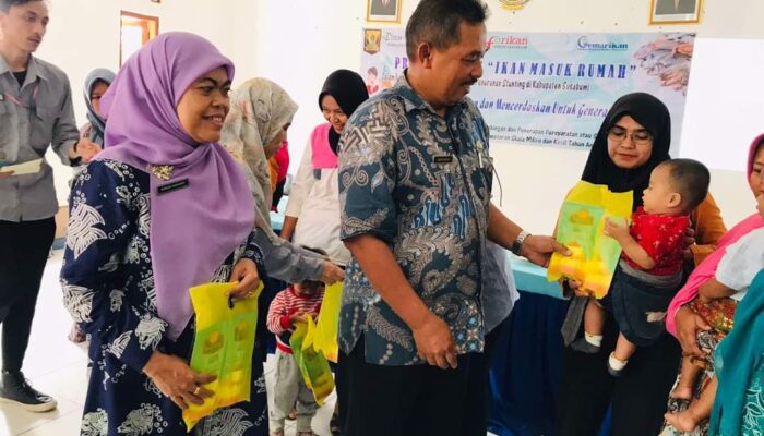 Mendorong Gemar Makan Ikan, Kadis Perikanan Sosialisasi Kandungan Gizi Ikan di Desa Bojonggenteng