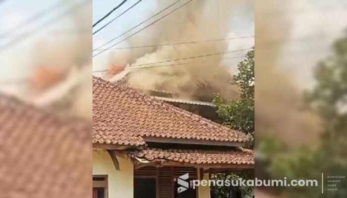 Diduga Korslet Listrik, Satu Rumah di Cidahu Dilalap Sijago Merah