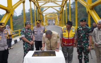 Jembatan eMHa di Kadudampit Diresmikan Bupati Sukabumi