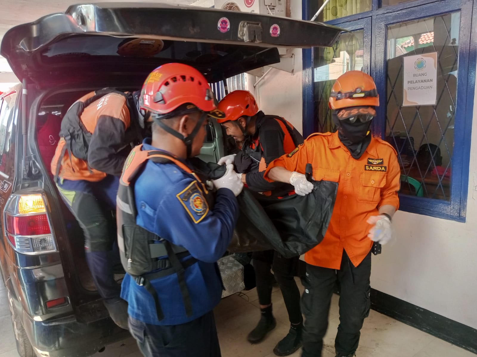 Satu Remaja Tenggelam di Muara Sungai Cicatih, Korban di Temukan Meninggal