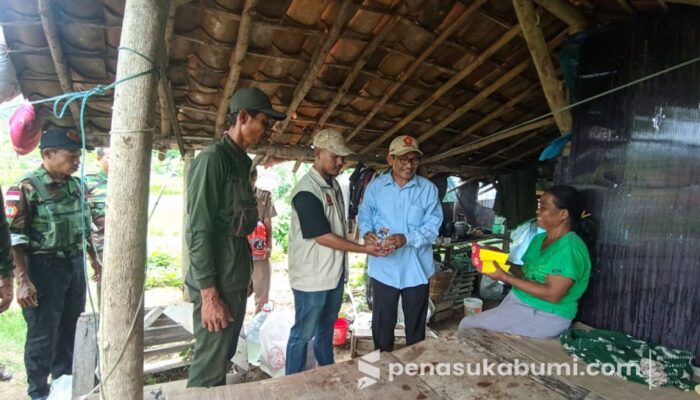 Bingkisan Makanan dan Susu Gratis, Kejutan Membuat Terenyuh Warga di Palabuhanratu