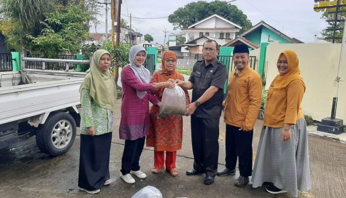 Diskan Sukabumi Lepasliarkan Ikan dan Intervensi Penanganan Stunting di Bojonggenteng