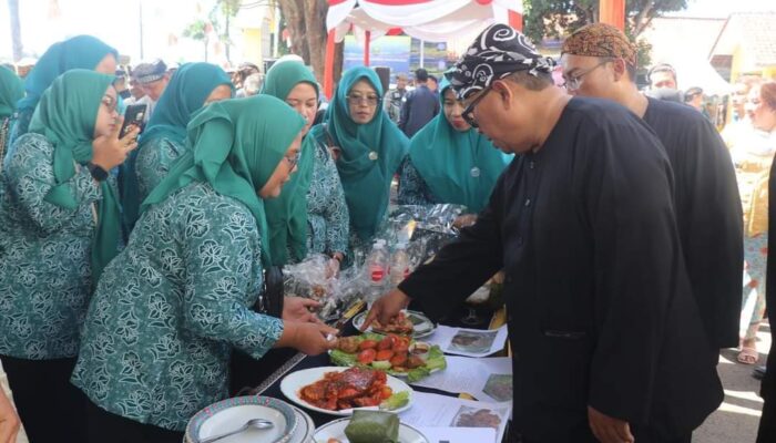 Bupati Apresiasi Festival Kuliner Kepiting Tegalbuleud Jadi Icon Daerah