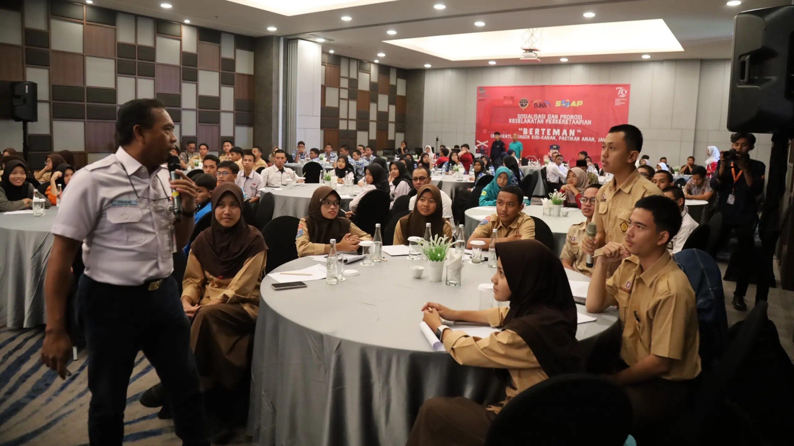 KAI dan DJKA Gelar Sosialisasi dan Promosi Keselamatan Perjalanan Kereta Api