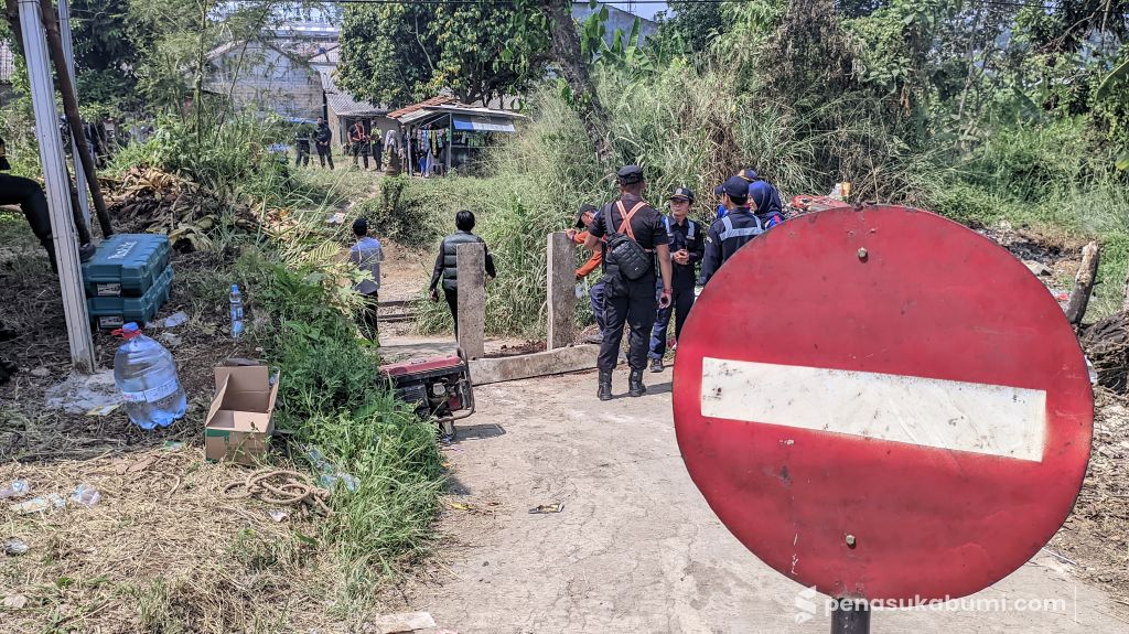 Kurangi Potensi Kecelakaan, KAI Daop 1 Jakarta Tutup Perlintasan Liar di Cicurug Sukabumi