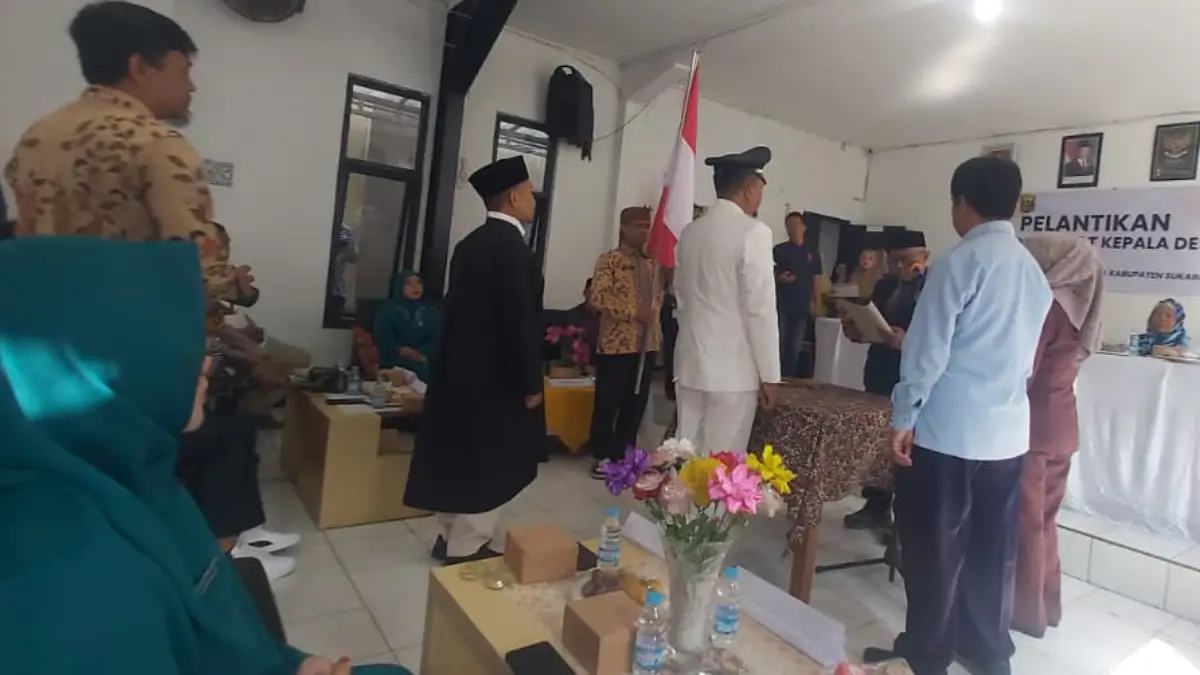 DPMD Sukabumi Lantik Penjabat Kepala Desa Sukaraja, Pastikan Pemerintahan Desa Tetap Optimal
