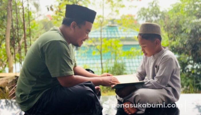 Rio, Bocah Sukabumi yang Sempat Viral, Dapat Tempat Tinggal di Pesantren NUMU 6 Rio, Bocah Sukabumi yang Sempat Viral, Dapat Tempat Tinggal di Pesantren NUMU
