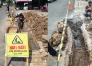 Dinas PU Sukabumi Genjot Pemeliharaan Drainase di Ruas Caringin–Cidahu, Jaga Kekuatan Jalan dan Mobilitas Warga