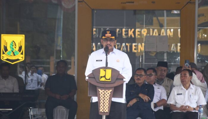 Bupati Tegaskan Jajaran Dinas PU Harus Aktif dan Responsif Untuk Masyarakat