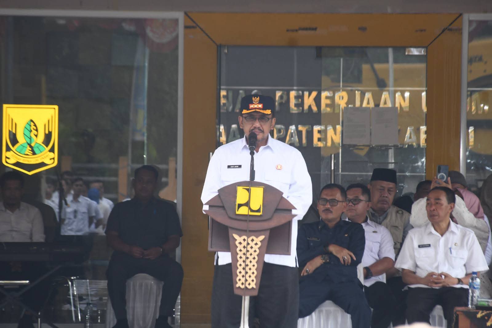 Bupati Tegaskan Jajaran Dinas PU Harus Aktif dan Responsif Untuk Masyarakat