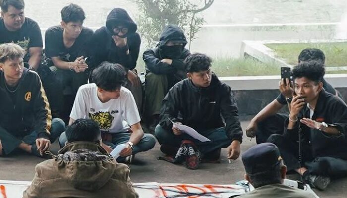 Audiensi Terbuka di DPRD, Pemuda Sukabumi Desak Perbaikan Sistem Reses