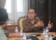 Evaluasi Program JKN di Sukabumi, Sekda Tekan Pentingnya Data Tepat Sasaran 3 Evaluasi Program JKN di Sukabumi, Sekda Tekan Pentingnya Data Tepat Sasaran