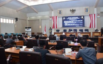 Paripurna DPRD: Wakil Bupati Sampaikan Nota Pengantar Raperda Pertanggungjawaban APBD 2025 dengan Raihan WTP ke-12
