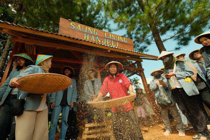 Menyingkap Potensi Waluran: Dari Lintasan Wisata Menuju Ekonomi Berbasis Pertanian